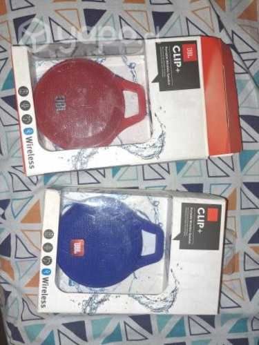 Parlantes JBL