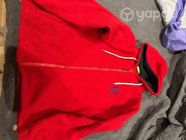 Poleron colegio san mateo