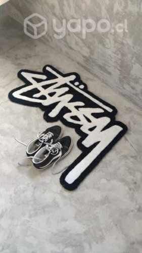 Alfombra stussy