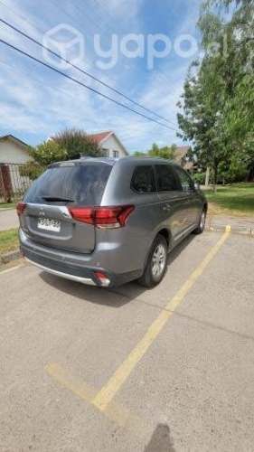 Mitsubishi outlander 2018 2.0