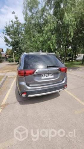Mitsubishi outlander 2018 2.0
