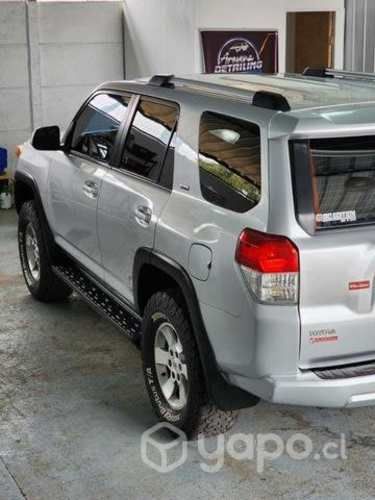 Toyota 4runner sr5 lujo 2011