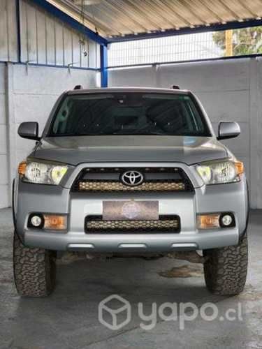 Toyota 4runner sr5 lujo 2011