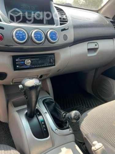 Mitsubishi l200 2007