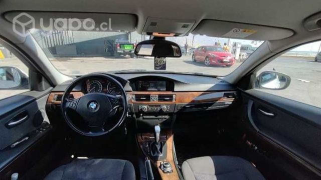 BMW 325i 2011