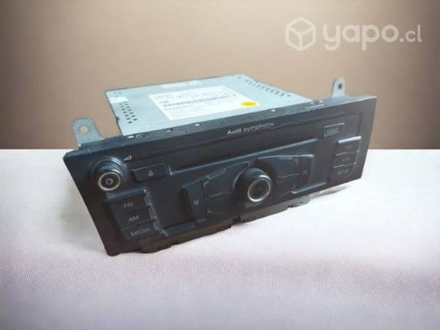 Radio Audi At1035195k ( R2 -31 3345 )