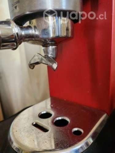 Cafetera Delonghi dedica