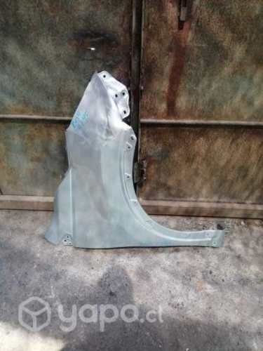 Tapabarro derecho toyota rush original