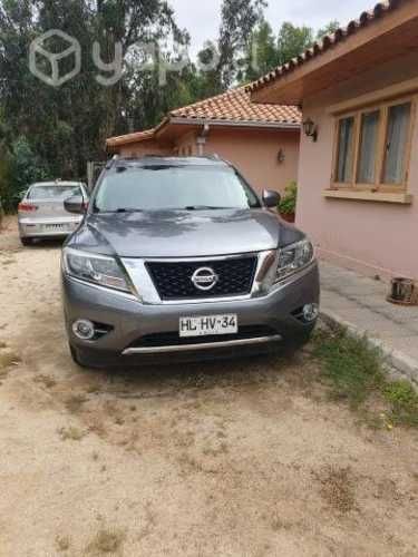 Nissan pathfinder advance 4x4 2016