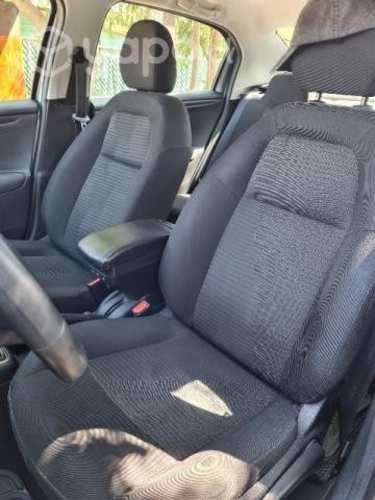 Peugeot 301 active hdi 1.6