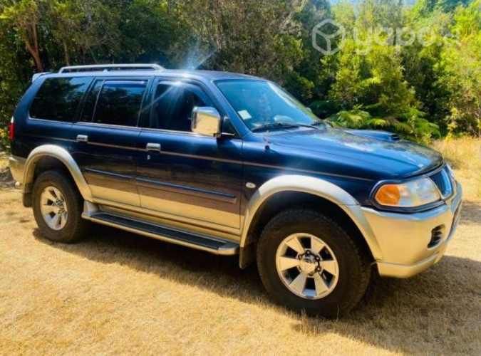 Mitsubishi Montero sport