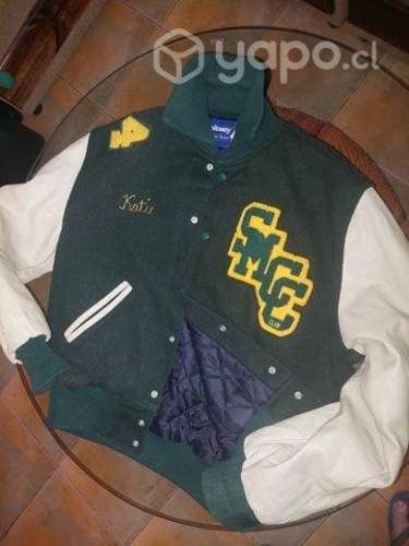 Chaqueta universitaria M , mangas cuero real