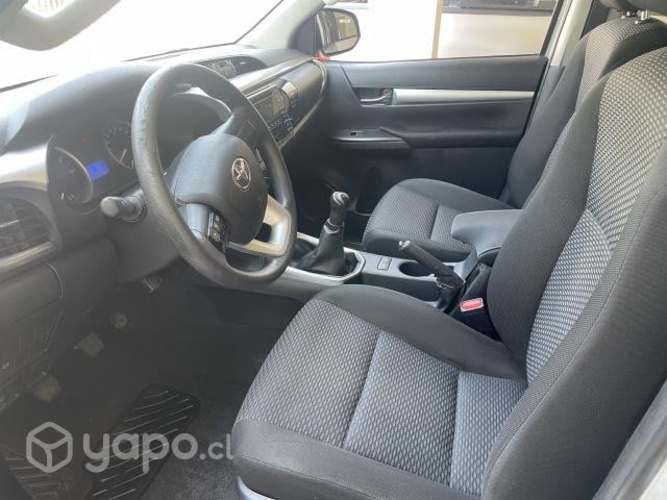 Toyota hilux 2019 sr