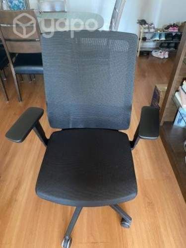 Silla de oficina ergonómica