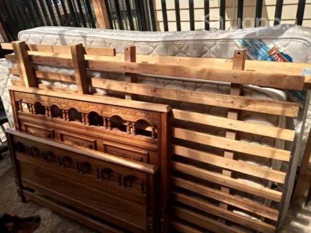 Cama y somier 1 plaza y media