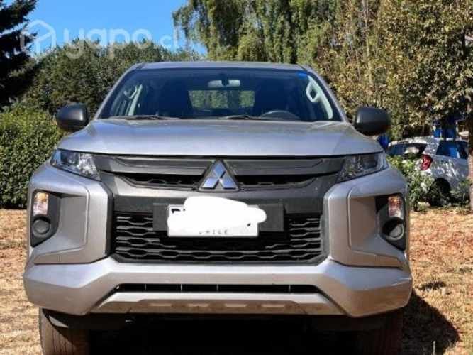 Camioneta Mitsubishi L200 4x2 work Cr 2021