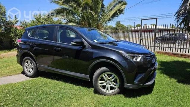 Toyota RAV4 2018 4X2 versión lujo