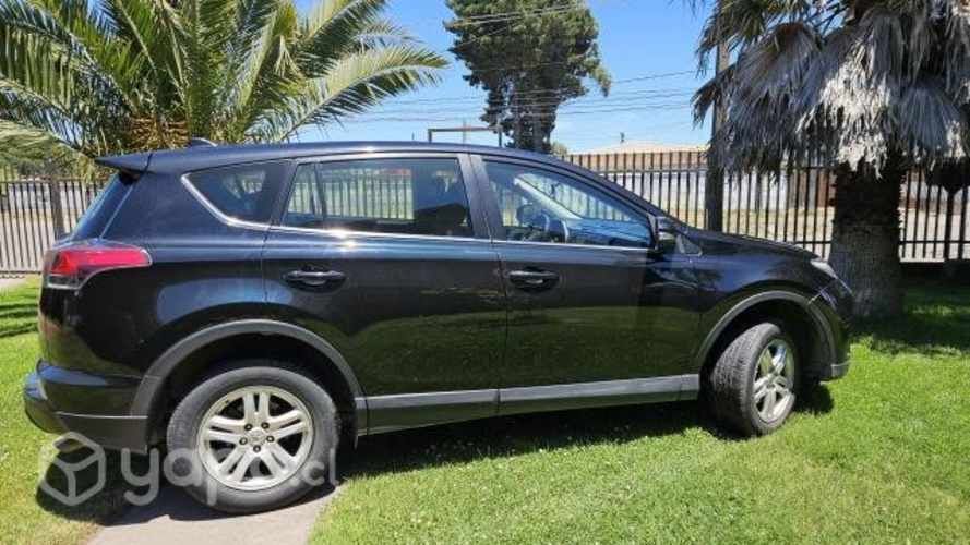 Toyota RAV4 2018 4X2 versión lujo
