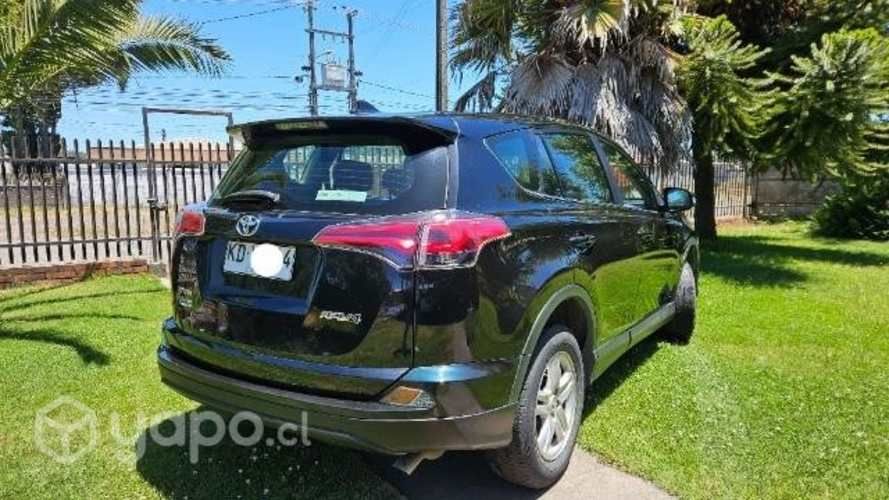 Toyota RAV4 2018 4X2 versión lujo