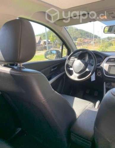 Suzuki s-cross como nuevo