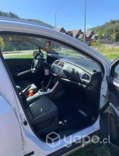 Suzuki s-cross como nuevo