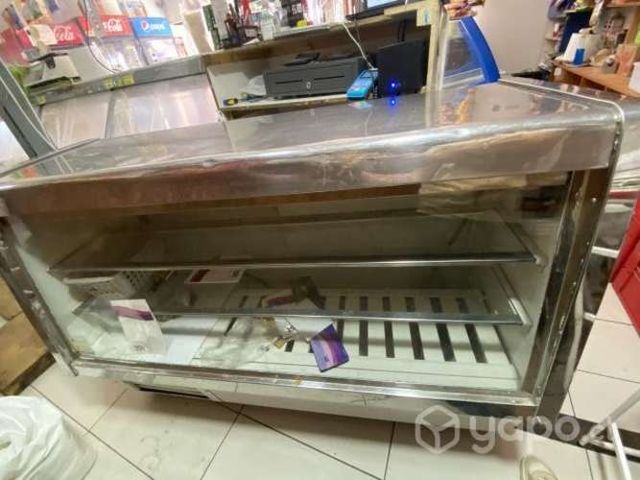 Vitrina mesón refrigerado + conservadora