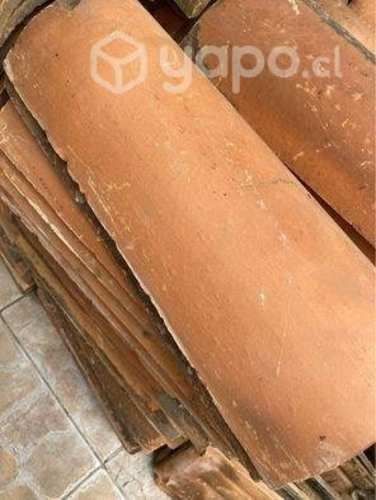 tejas chilenas en excelente estado