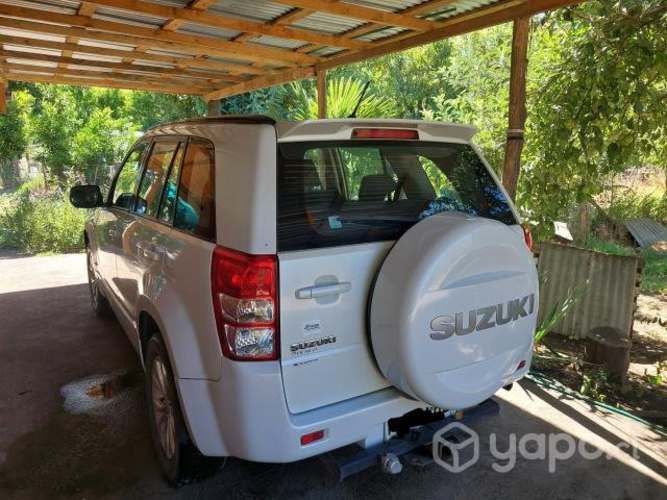 Suzuki grand nomade 2013