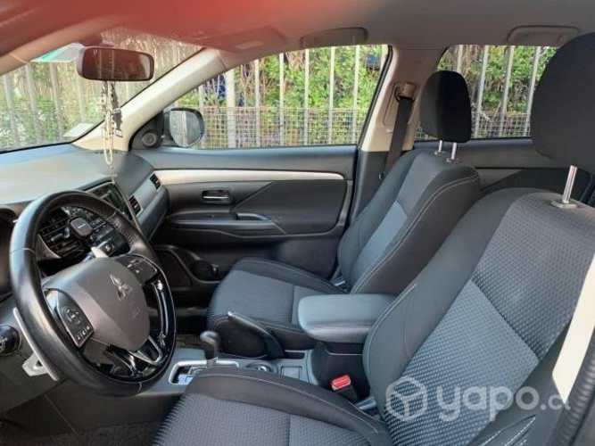 Mitsubishi Outlander 2,4 GLX cvt 4x4 2016