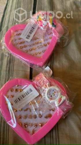 Mini pendientes y reloj niña.