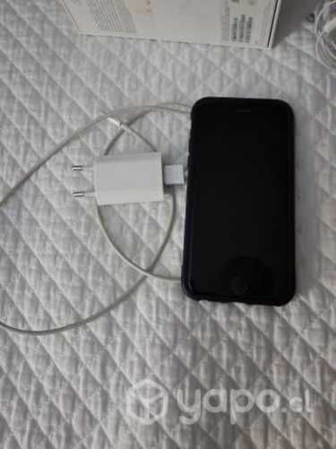 Celular IPhone 7 impecable estado negro