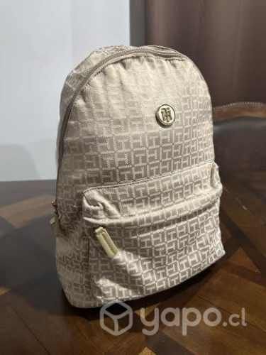 Mochila Tommy Hilfiger original con boleta