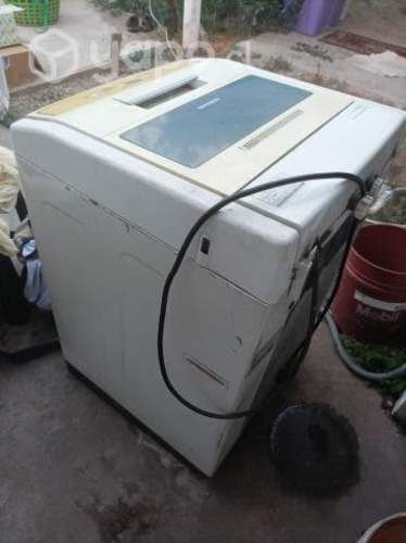 Lavadora SAMSUNG de 8.5 kilos ,centrifuga,etc