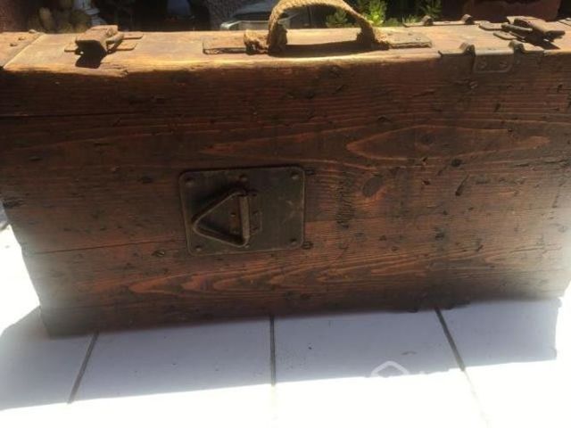 Maleta de armamento de madera antigua años 50