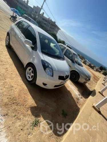 Toyota yaris 2000