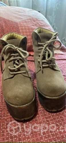 Botines hush puppies