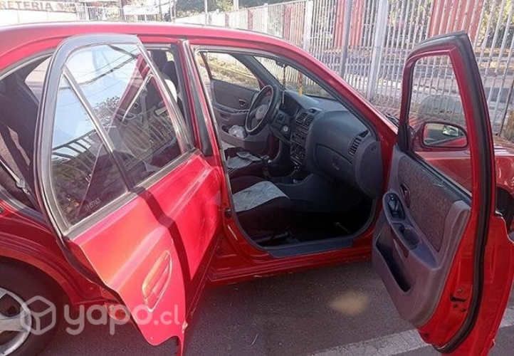 Hyundai accent 2001