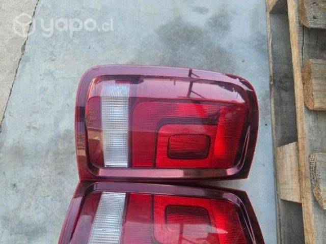 Focos traseros volkswagen amarok highline año 2020