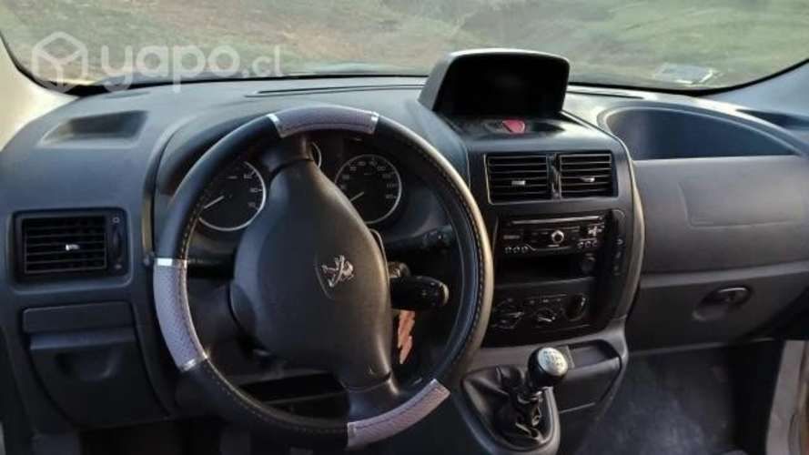Peugeot expert 2015, 9 asientos