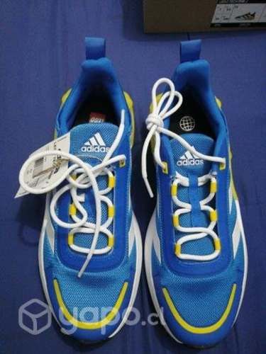 Zapatilla Adidas Lego N°39 (24,5 cm)