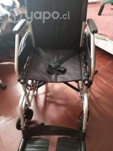 Silla de ruedas plegable