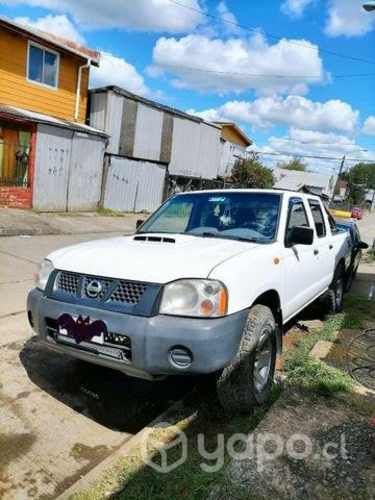 Nissan terrano 4x2