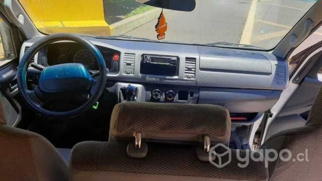 Toyota hiace año 2011