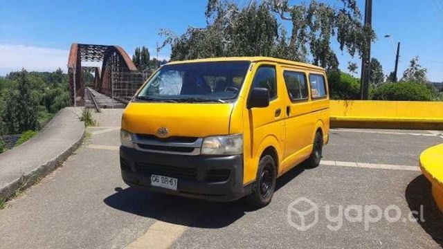 Toyota hiace año 2011