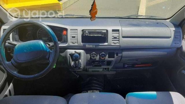 Toyota hiace año 2011