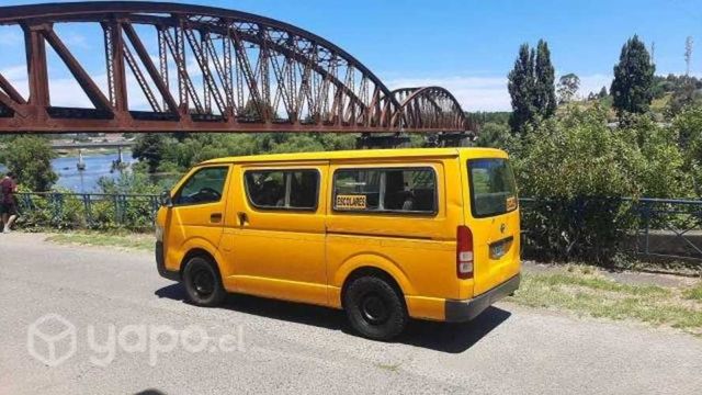 Toyota hiace año 2011