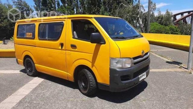 Toyota hiace año 2011