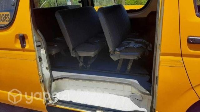 Toyota hiace año 2011