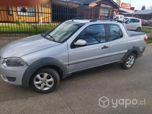 Fiat strada trekking ,3 puertas 2016