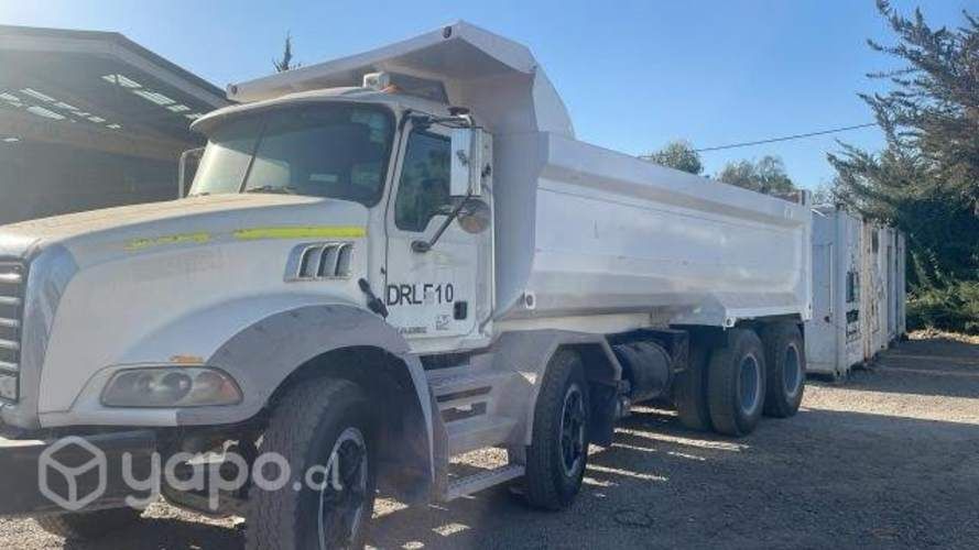 Vendo Camión Mack 8X4 Tolva